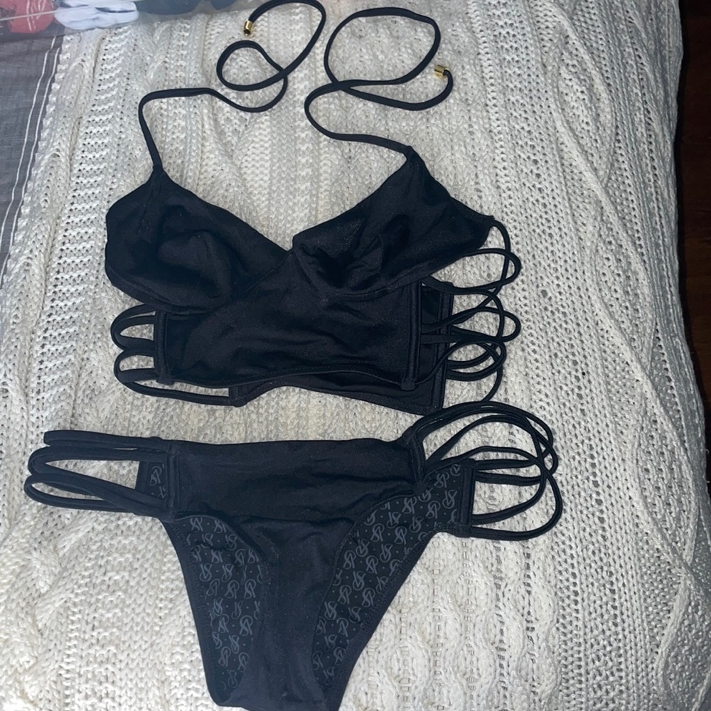 VICTORIA SECRET strappy bikini